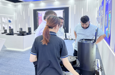 Hersteller von Fensterputzrobotern