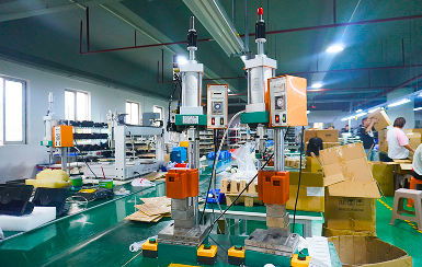 Tragbarer Poolstaubsauger