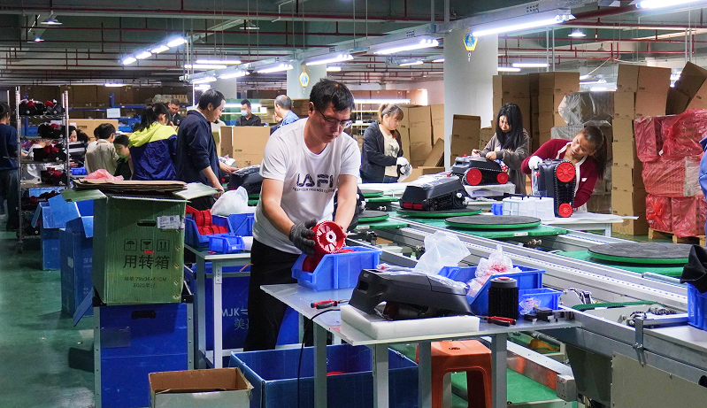 Kabelloser Roboter-Poolreiniger